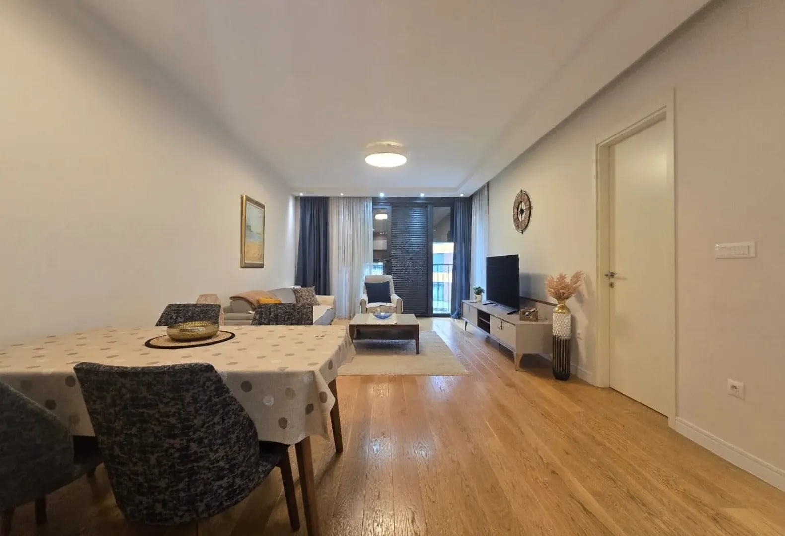 Rent, one bedroom apartment, 57m², Central Point, Podgorica
