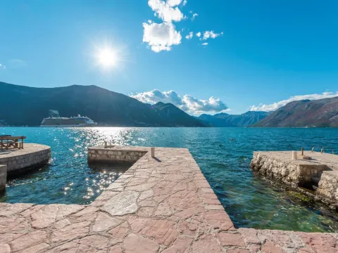 Prodaja, kuća, 232m², Kotor, Crna Gora - image 35