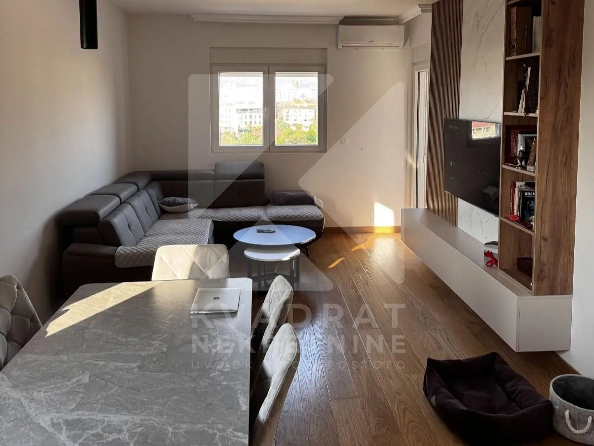 Prodaja, dvosoban stan, 72m², New City, Podgorica