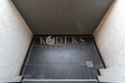 Rent, two bedroom apartment, 62m², Vezirov Most, Podgorica - image 25