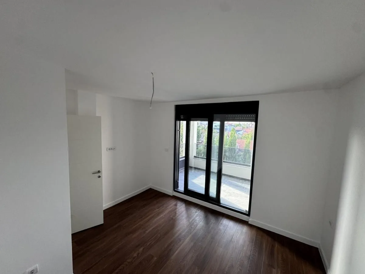 Prodaja, stan, 136m², Telep, Novi Sad Sve Podlokacije