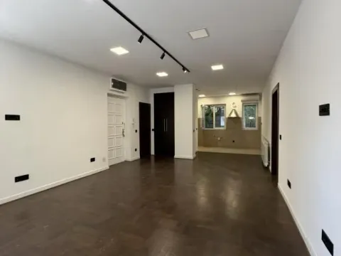 Prodaja, poslovni prostor, 103m², Cvetni Trg, Vračar Sve Podlokacije - image 11