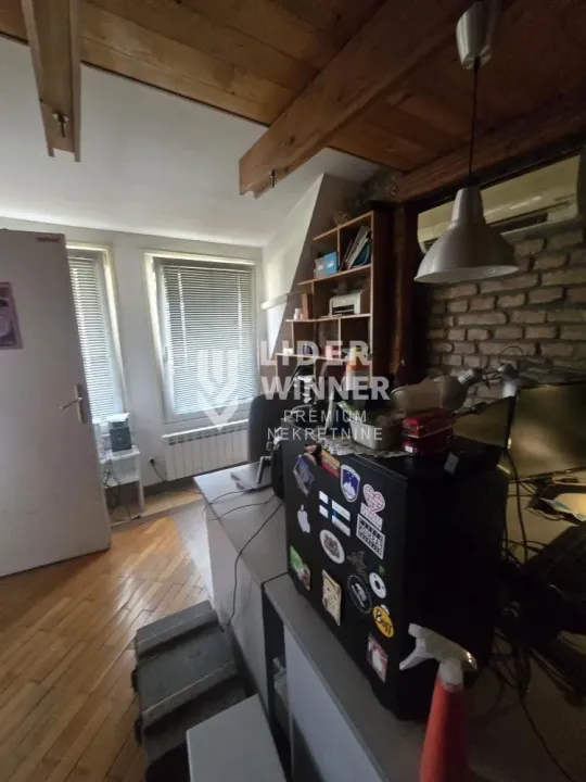 Prodaja, četvorosoban stan, 110m², Savski Venac, Beograd