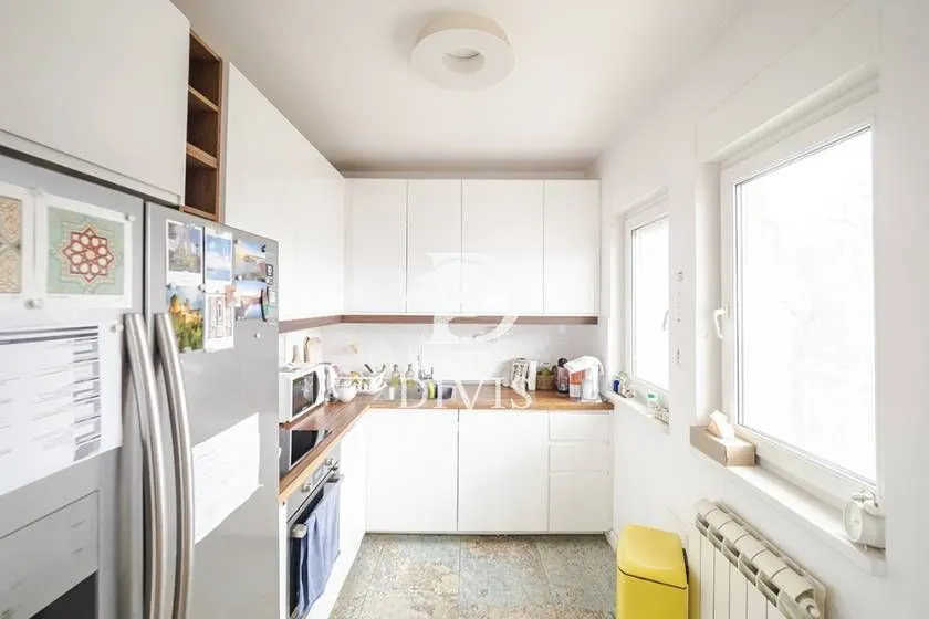Sale, three bedroom apartment, 87m², Vračar Sve Podlokacije, Beograd