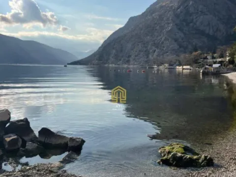 Prodaja, kuća, 180m², Orahovac, Kotor - image 2