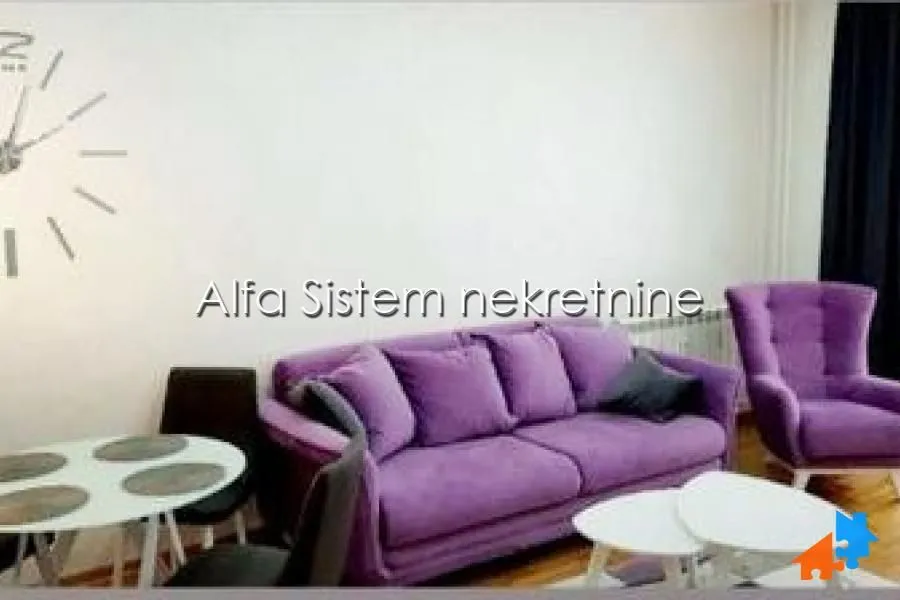 Izdavanje, četvorosoban stan, 96m², Vračar Sve Podlokacije, Beograd