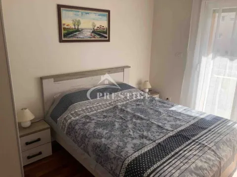 Izdavanje, jednosoban stan, 50m², City Kvart, Podgorica - image 2