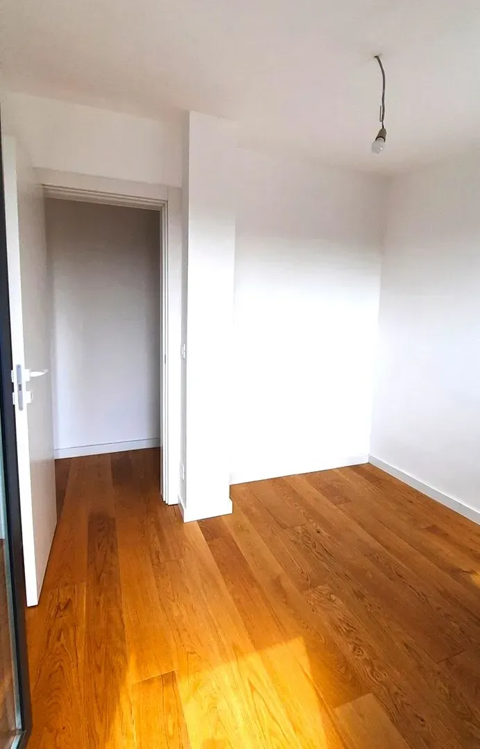 Sale, three bedroom apartment, 87m², Zvezdara Sve Podlokacije, Beograd