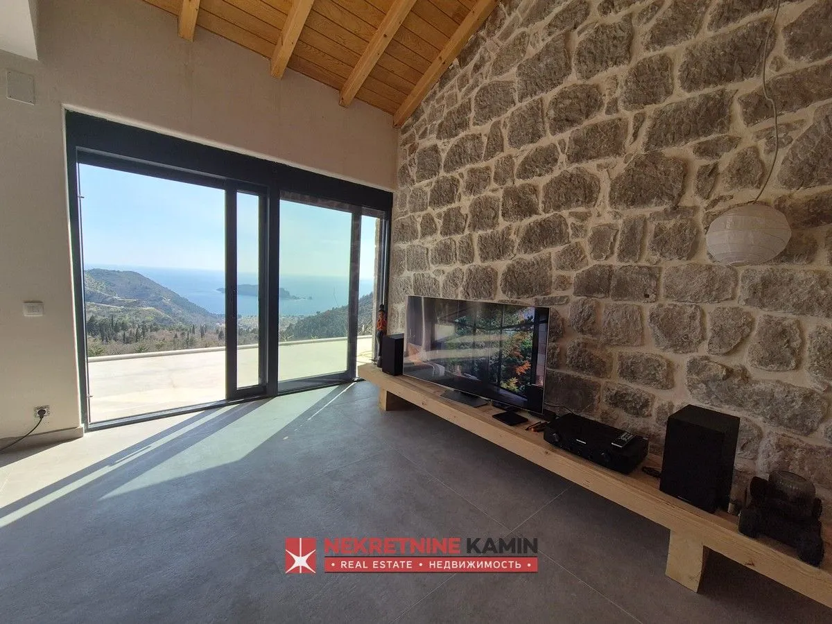 Sale, house, 210m², Markovići, Budva