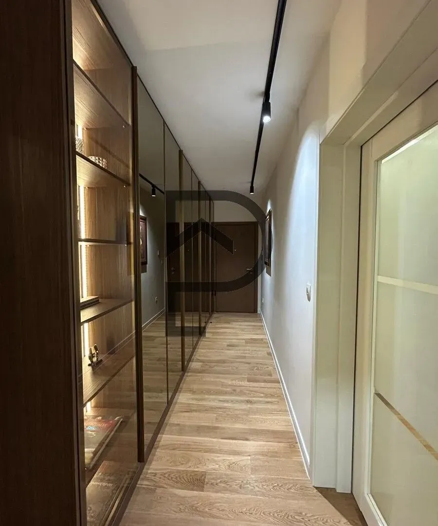 Rent, apartment, 108m², Central Point, Podgorica