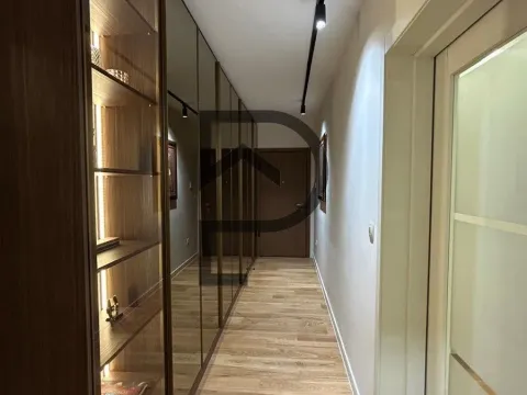 Izdavanje, stan, 108m², Central Point, Podgorica - image 14