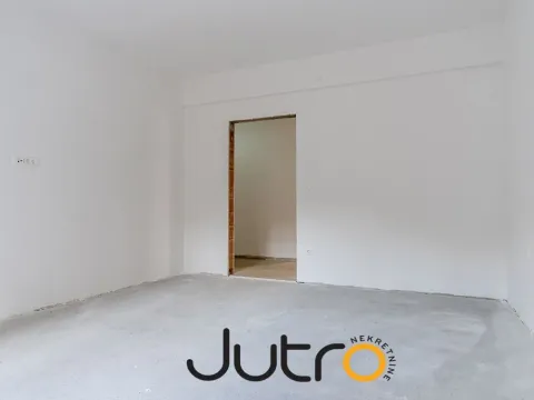 Sale, four bedroom apartment, 155m², Gorica C, Podgorica - image 6