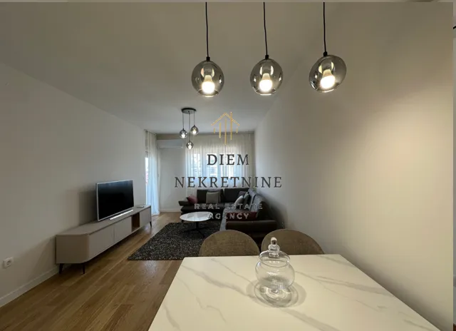 Rent, one bedroom apartment, 49m², Central Point, Podgorica