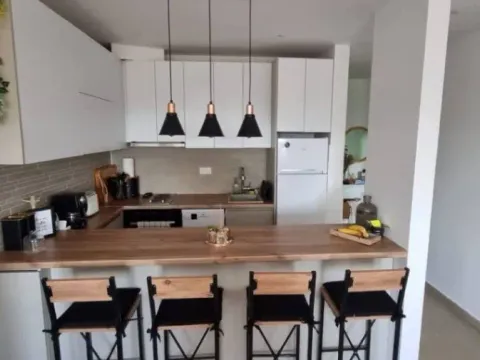 Izdavanje, dvosoban stan, 90m², Tivat, Crna Gora - image 2