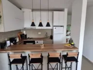 Rent, two bedroom apartment, 90m², Tivat, Crna Gora - image 2