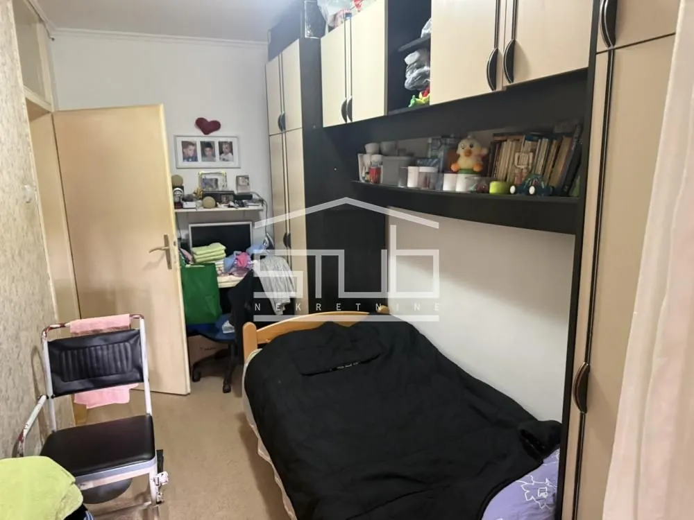 Prodaja, stan, 88m², Resnik, Beograd