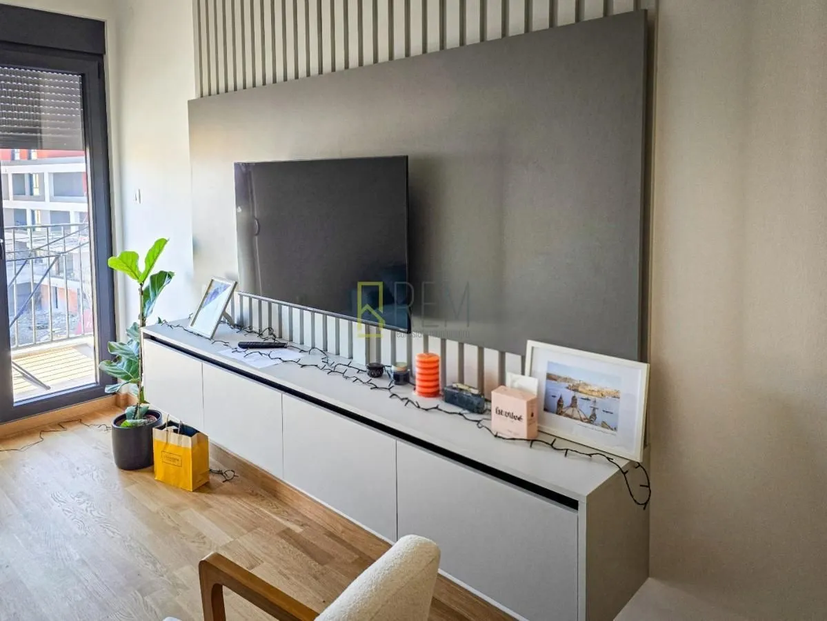 Prodaja, jednosoban stan, 41m², Tološi, Podgorica
