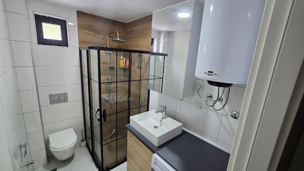 Prodaja, dvosoban stan, 48m², Tivat, Crna Gora