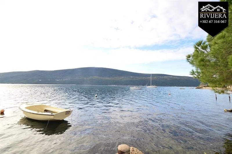 Prodaja, kuća, 200m², Baošići, Herceg Novi