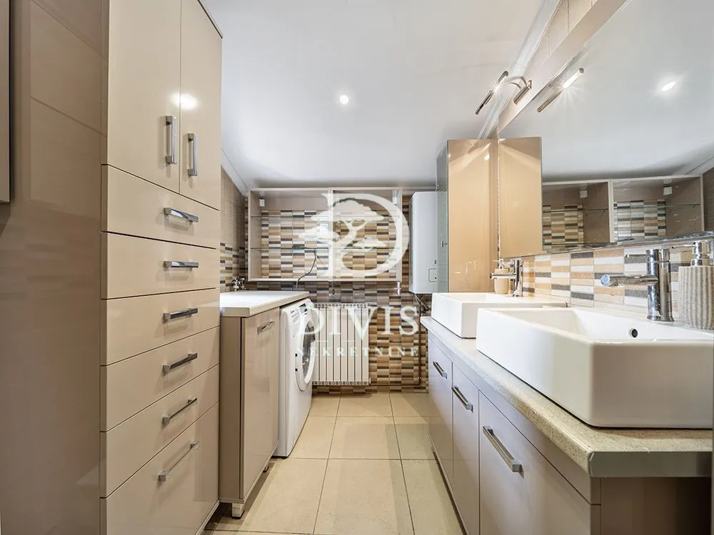 Sale, three bedroom apartment, 76m², Voždovac Sve Podlokacije, Beograd