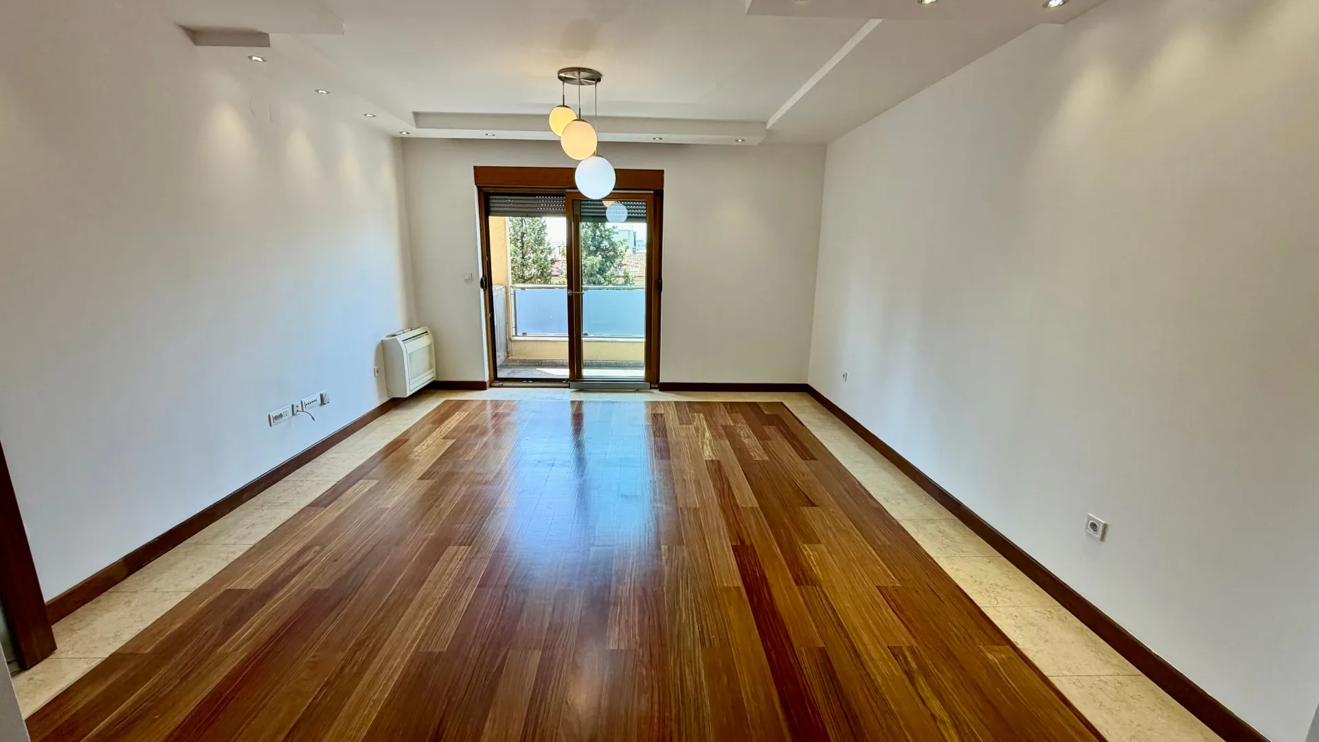 Rent, three bedroom apartment, 100m², Centar, Podgorica
