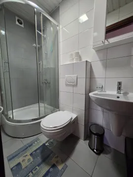 Rent, two bedroom apartment, 70m², City Kvart, Podgorica - image 9