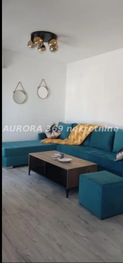 Rent, office space, 350m², Petrovaradin, Novi Sad