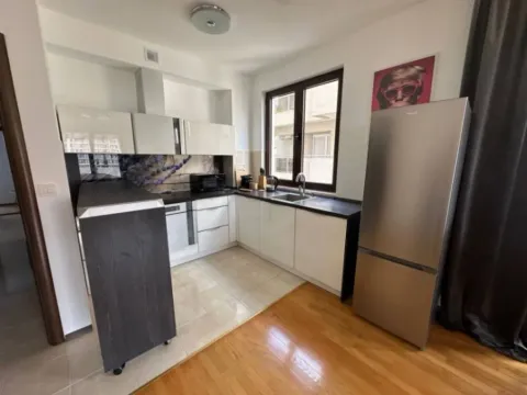 Prodaja, trosoban stan, 83m², Gospoština, Budva - image 1