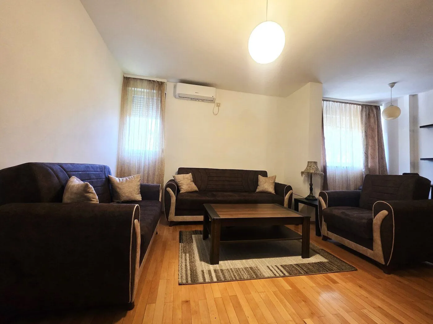 Izdavanje, stan, 59m², Blok 5, Podgorica