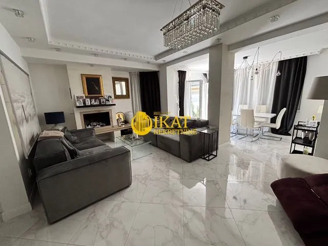 Prodaja, kuća, 300m², Savski Venac, Beograd