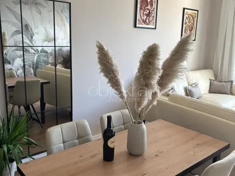 Izdavanje, stan, 56m², Tivat, Crna Gora - image 4