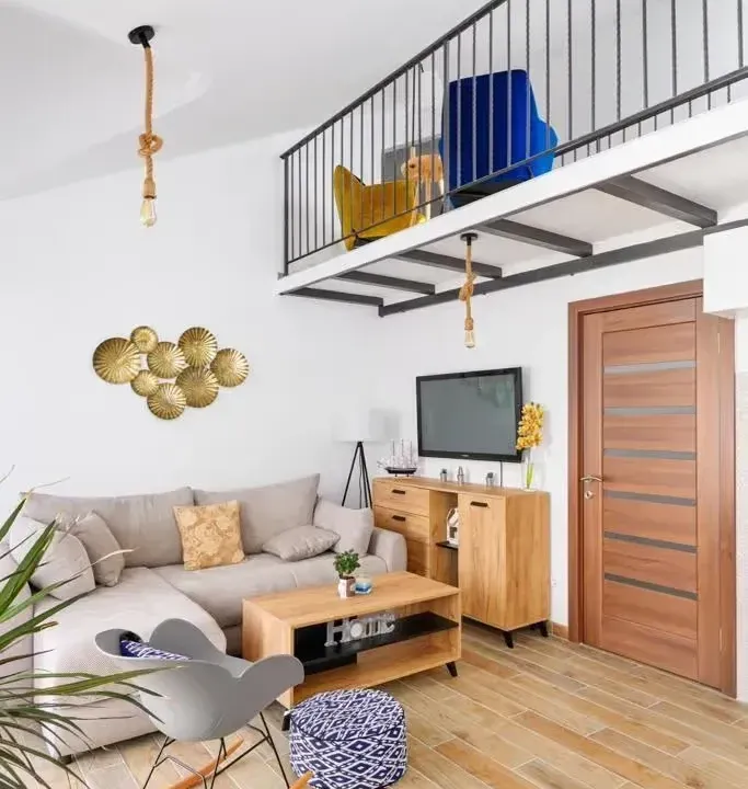 Izdavanje, stan, 65m², Tivat, Crna Gora