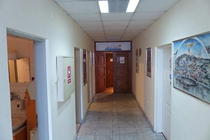 Rent, office space, 300m², Čukarica, Beograd