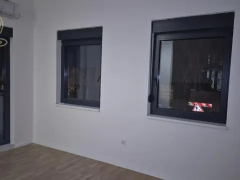 Prodaja, jednosoban stan, 31m², Grbavica, Novi Sad Sve Podlokacije - image 2