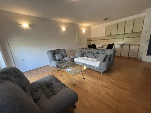Rent, two bedroom apartment, 68m², Centar, Niš