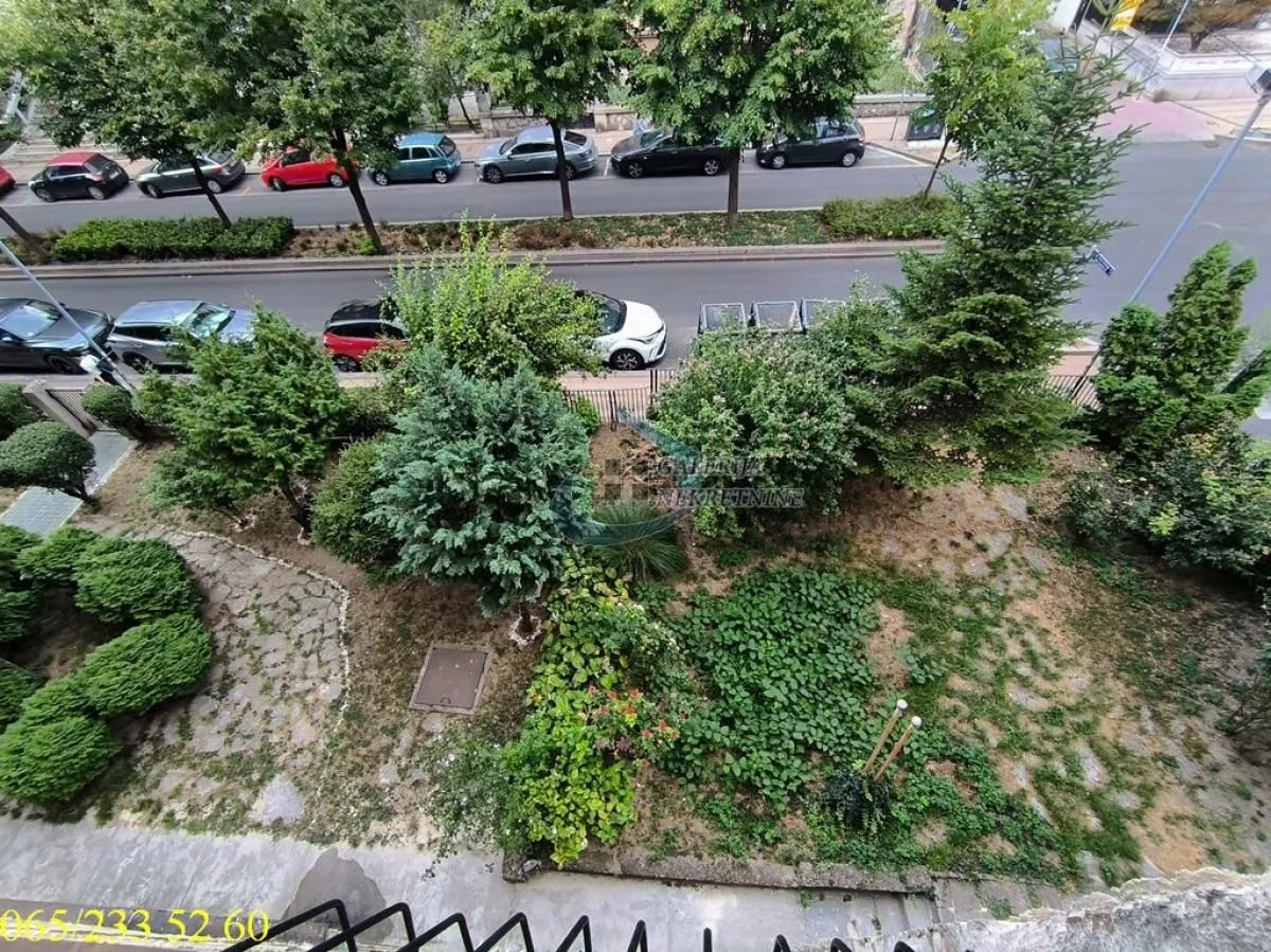 Sale, two bedroom apartment, 60m², Vračar Sve Podlokacije, Beograd
