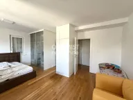 Izdavanje, trosoban stan, 87m², Novi Beograd Blok 63, Novi Beograd Sve Podlokacije - image 9