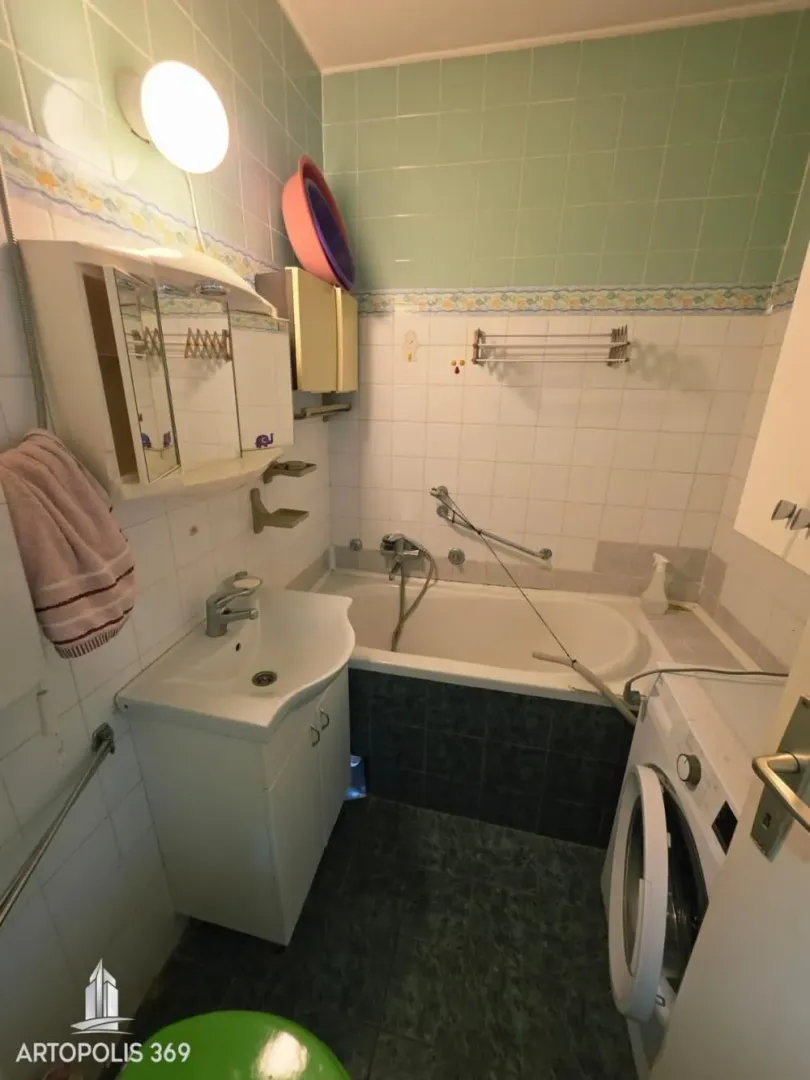 Prodaja, jednosoban stan, 56m², Skojevsko Naselje, Beograd