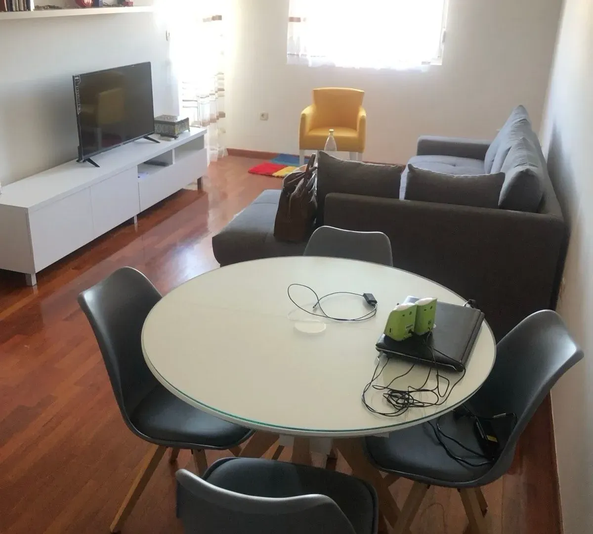 Izdavanje, jednosoban stan, 45m², Stari Aerodrom, Podgorica