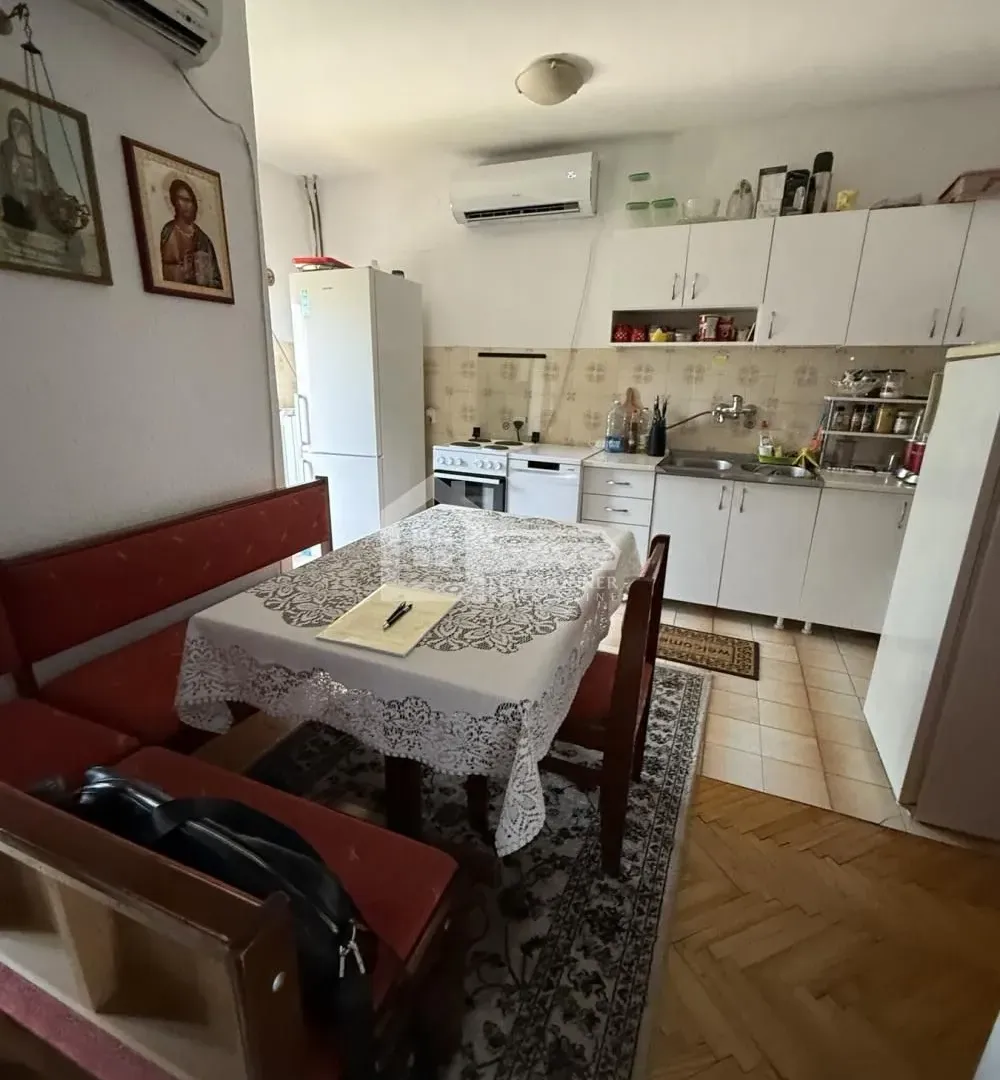Sale, house, 181m², Čukarica, Beograd