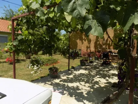 Sale, house, 110m², Ćuprija, Srbija - image 21