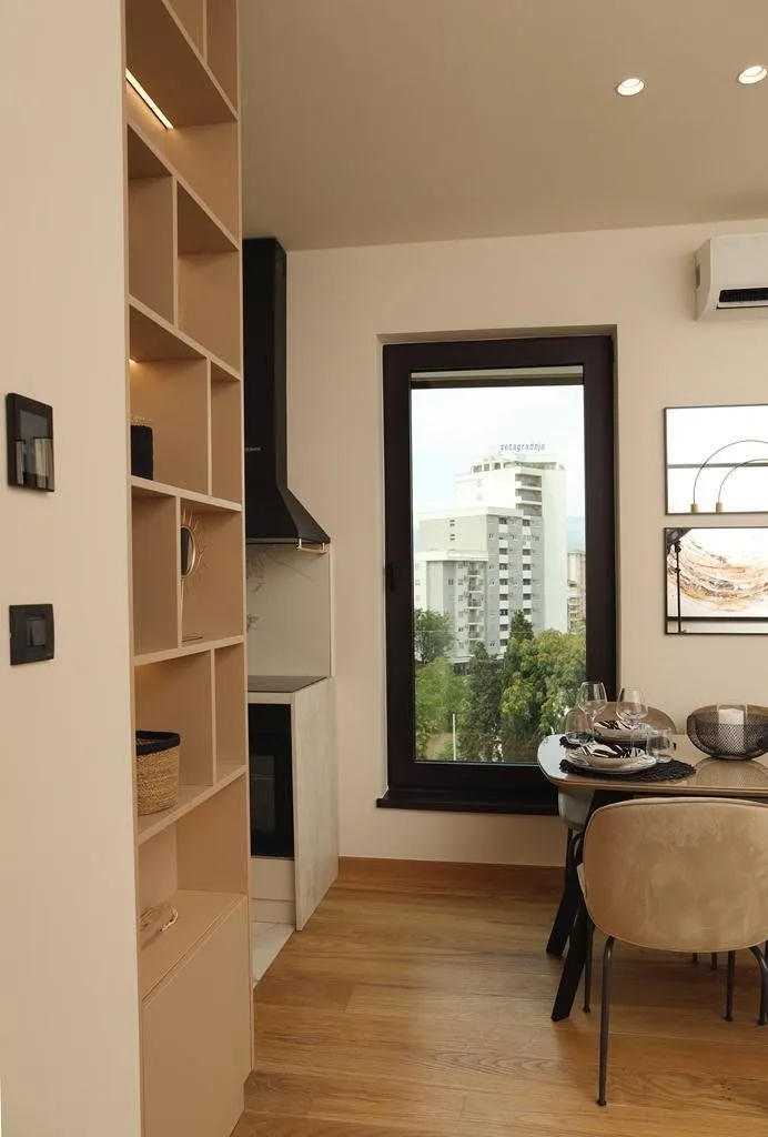 Izdavanje, jednosoban stan, 45m², Centar, Podgorica