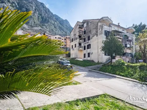 Prodaja, dvosoban stan, 64m², Risan, Kotor - image 29