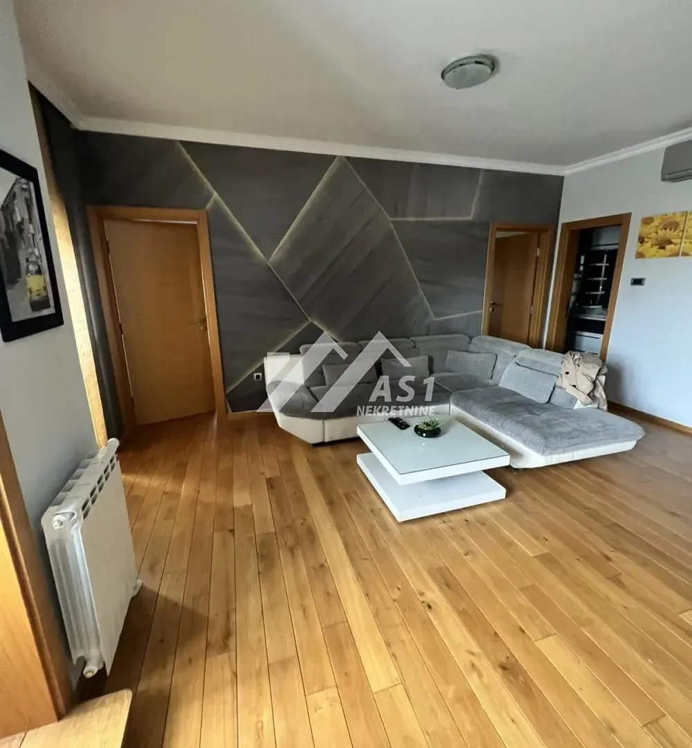 Rent, three bedroom apartment, 65m², Centar, Novi Sad