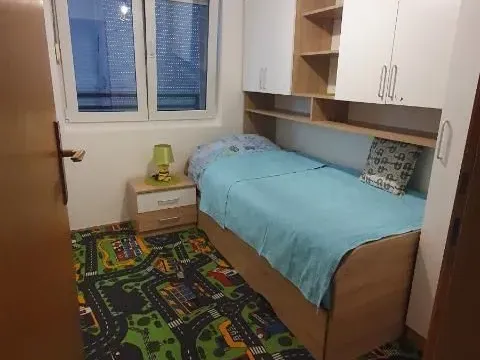 Rent, two bedroom apartment, 63m², Blok 9, Podgorica - image 8