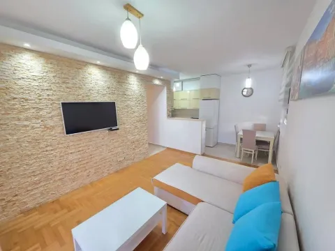 Rent, two bedroom apartment, 65m², Rozino, Budva - image 4