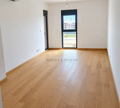 Izdavanje, jednosoban stan, 47m², New City, Podgorica - image 4