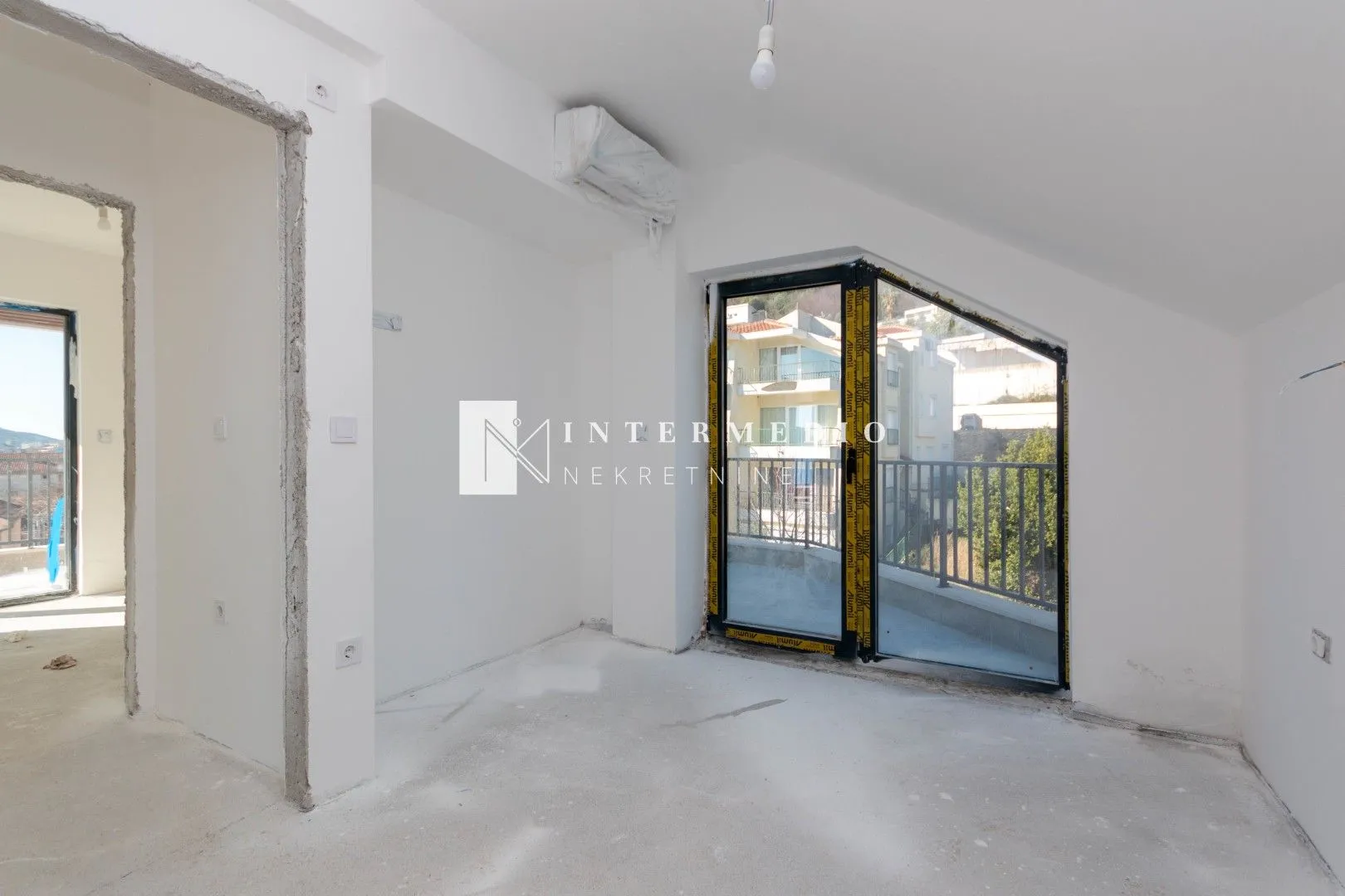 Prodaja, trosoban stan, 142m², Bijela, Herceg Novi