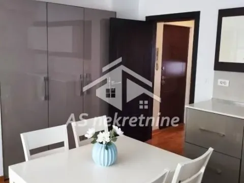 Izdavanje, trosoban stan, 67m², Bulbulder, Zvezdara Sve Podlokacije - image 4