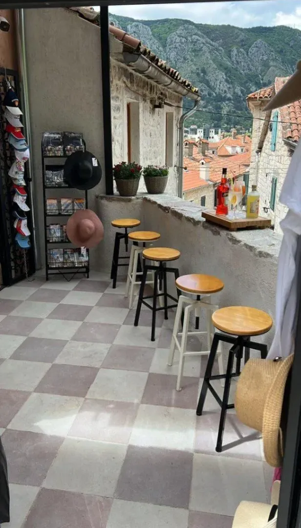 Sale, house, 111m², Stari Grad Kotor, Kotor